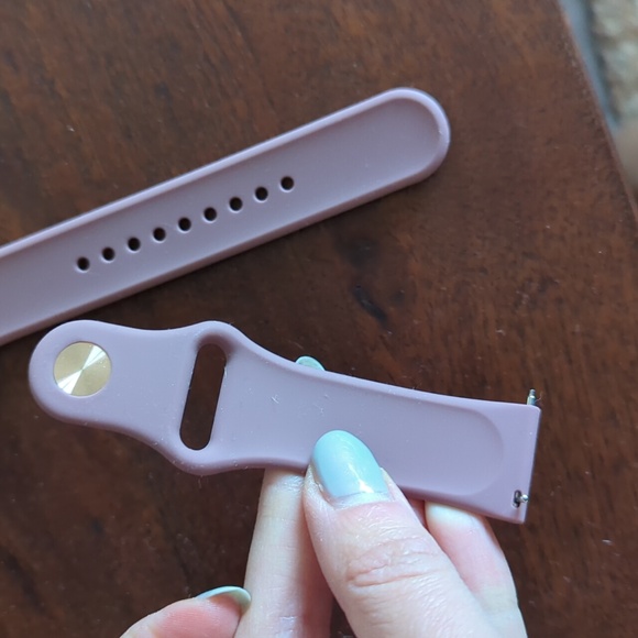 NWOT Fitbit Versa strap - Picture 3 of 3